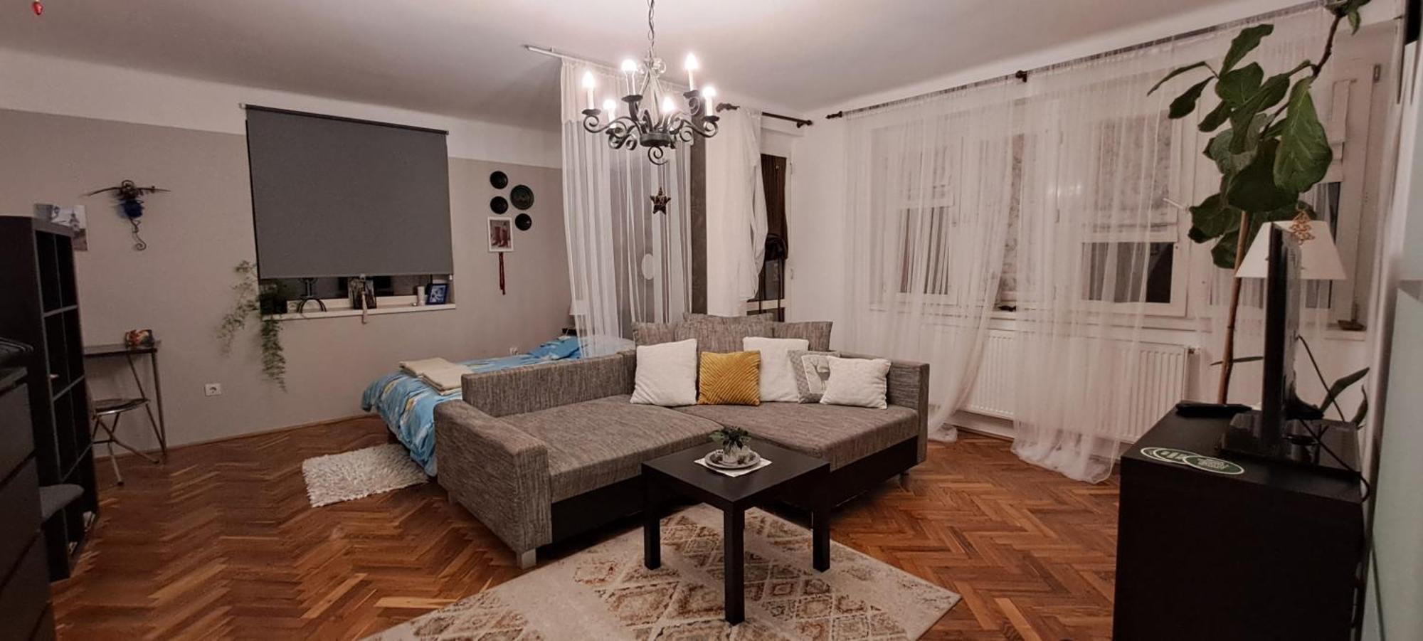 Belvarosi Studio Apartman Győr Zewnętrze zdjęcie