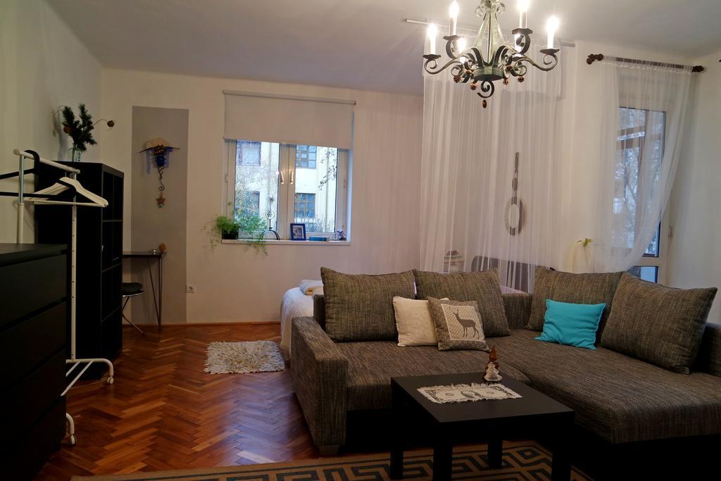Belvarosi Studio Apartman Győr Zewnętrze zdjęcie